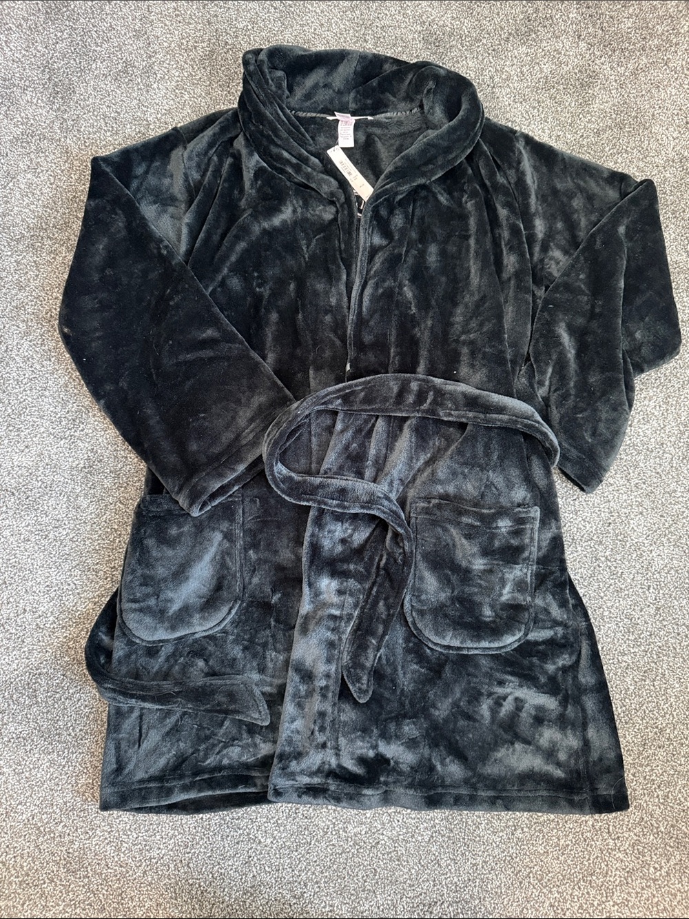VS black plush robe
